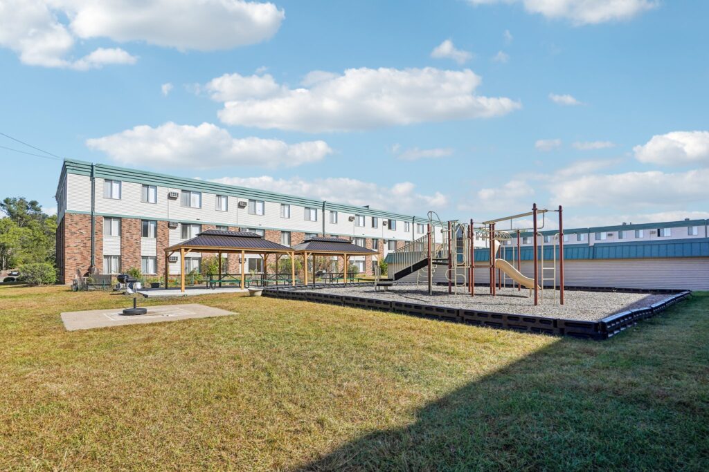 Jessamine Ave W-001