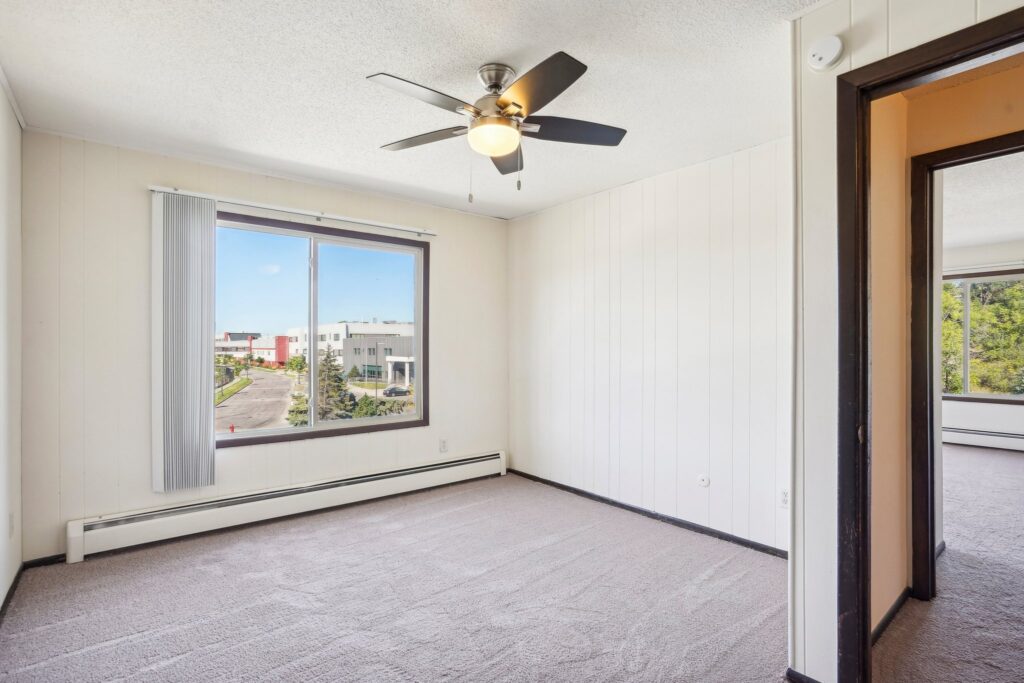 Jessamine Ave W-037