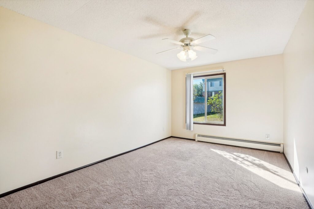 Jessamine Ave W-042