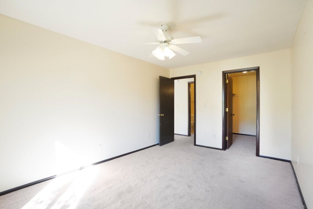 Jessamine Ave W-043
